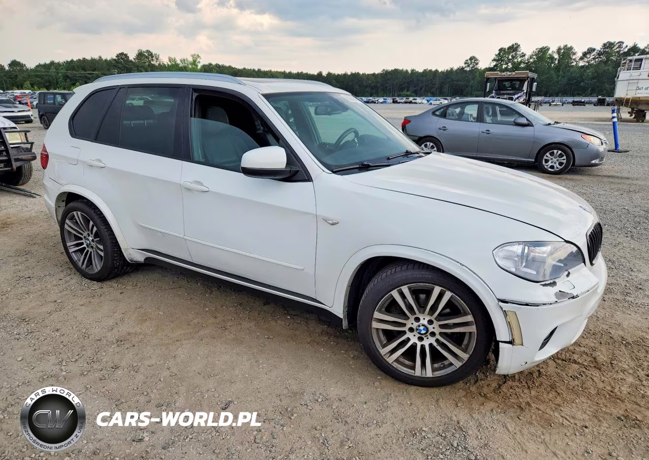 2013 BMW X5 xDrive35I VIN:5UXZV4C53DL994234 - 4