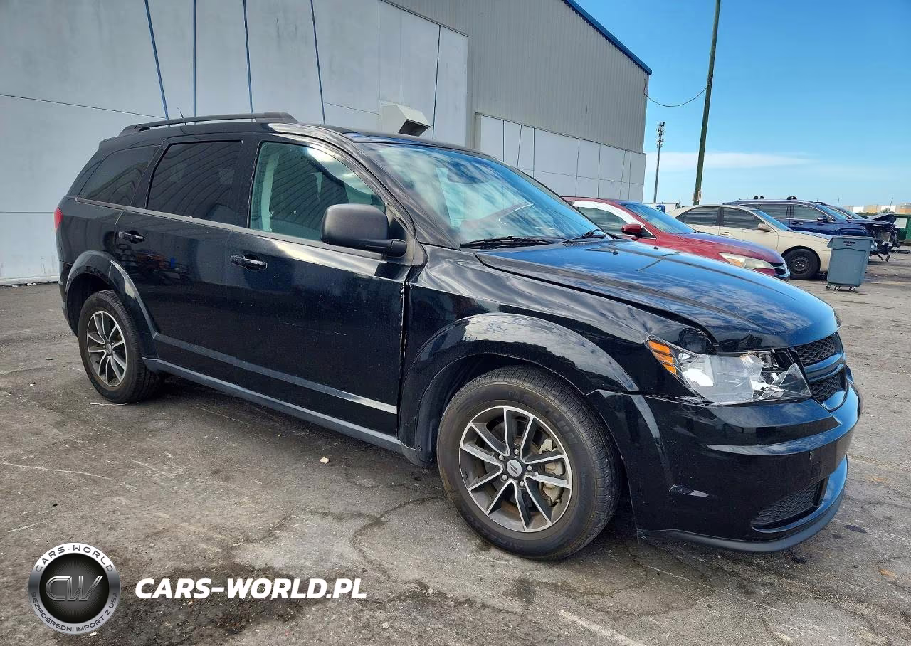2018 Dodge Journey Se VIN:3C4PDCAB2JT385814 - 4