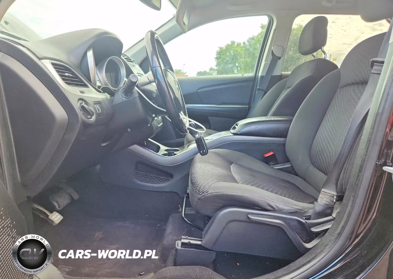 2018 Dodge Journey Se VIN:3C4PDCAB2JT385814 - 7