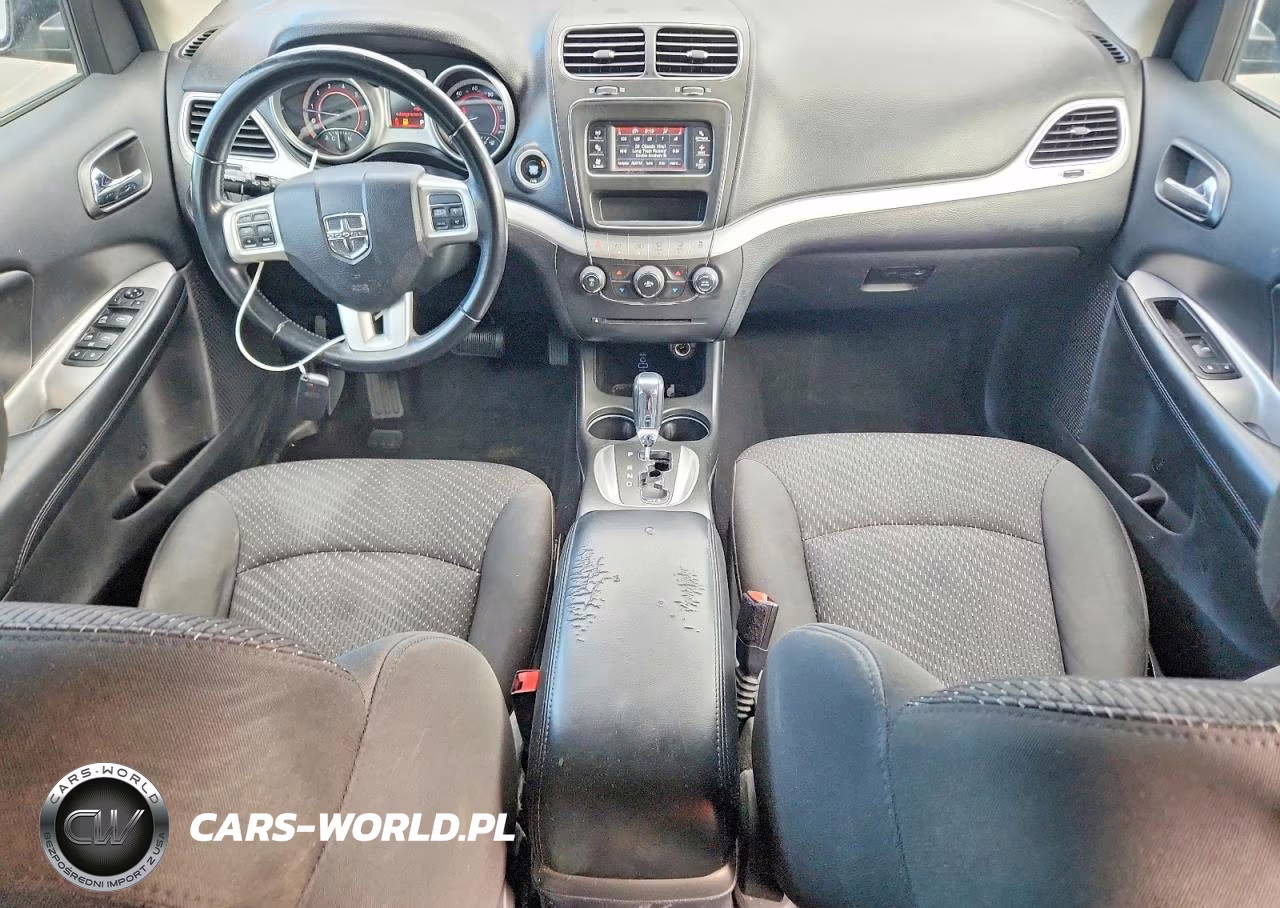 2018 Dodge Journey Se VIN:3C4PDCAB2JT385814 - 8