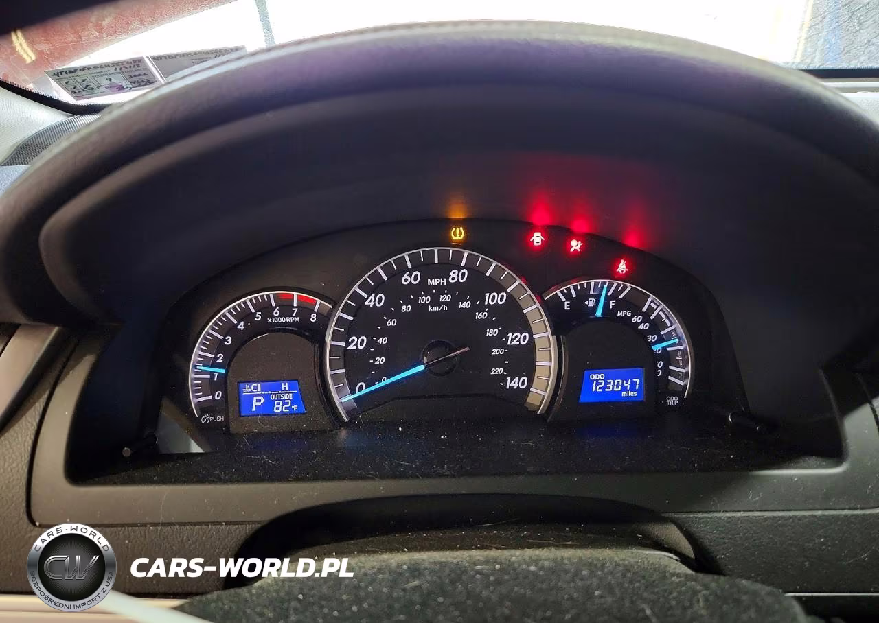 2012 Toyota Camry Se VIN:4T1BF1FK0CU555688 - 9