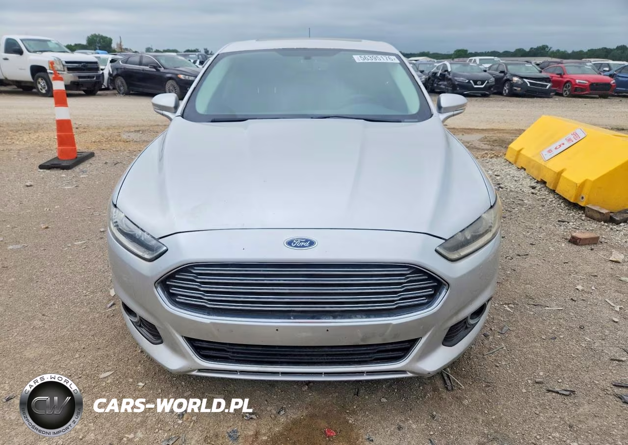 2015 Ford Fusion Titanium VIN:3FA6P0K91FR258446 - 5