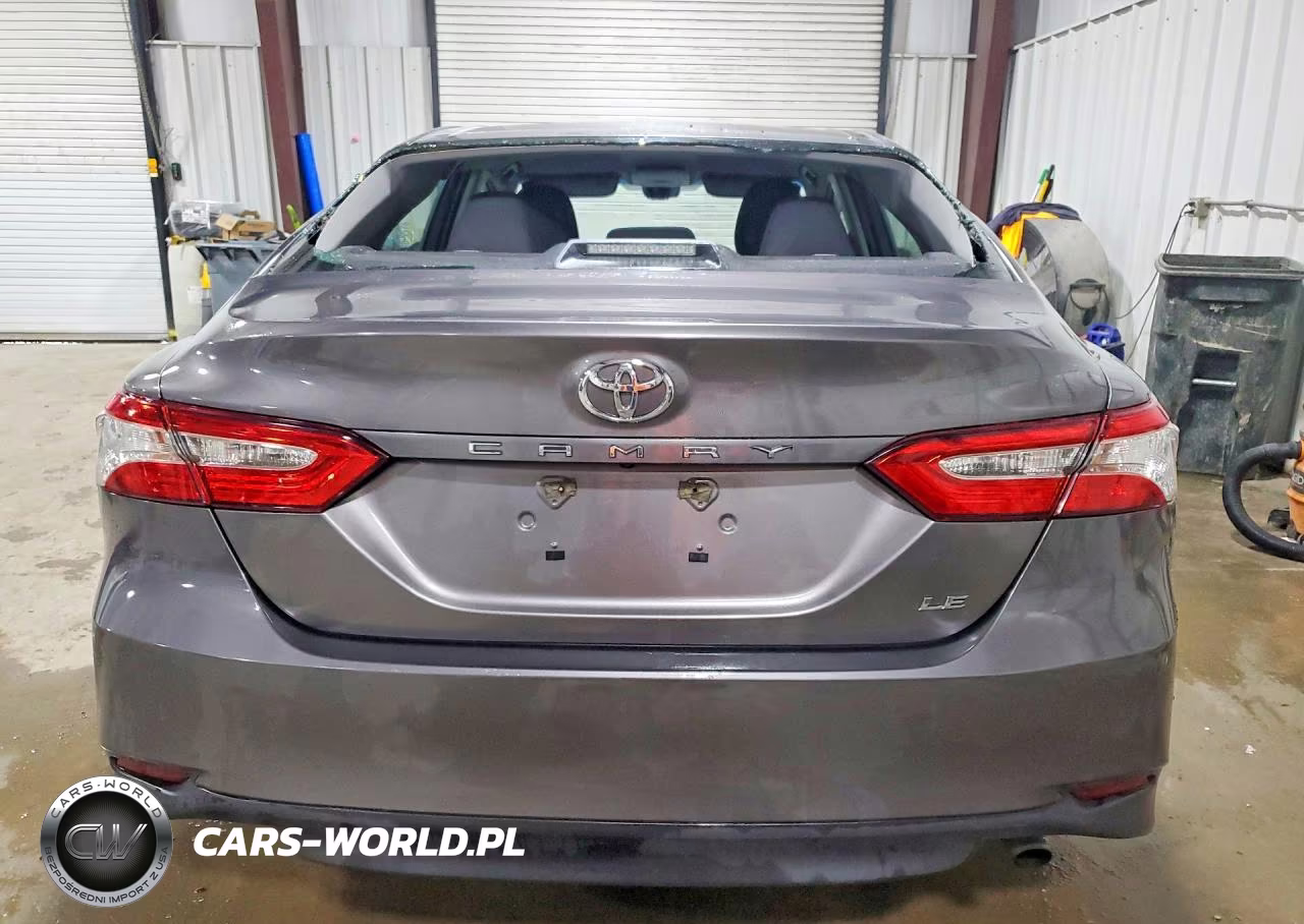 2018 Toyota Camry Le VIN:4T1B11HK6JU528763 - 6