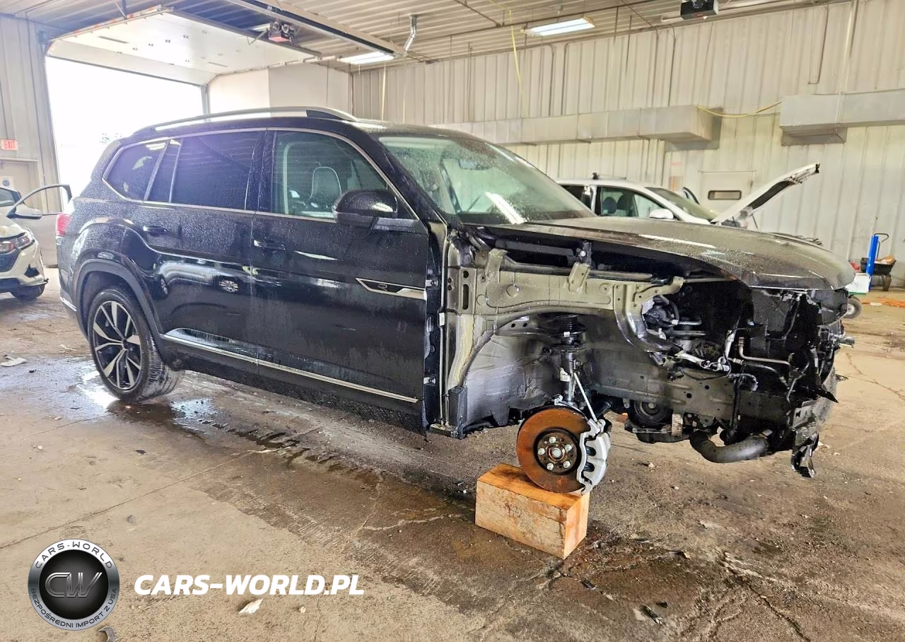 2024 Volkswagen Atlas Sel Premium R-Line VIN:1V2FR2CA3RC564123 - 4