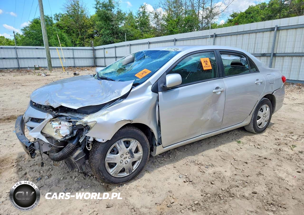 2011 Toyota Corolla Le – zdjęcie 1 z 12