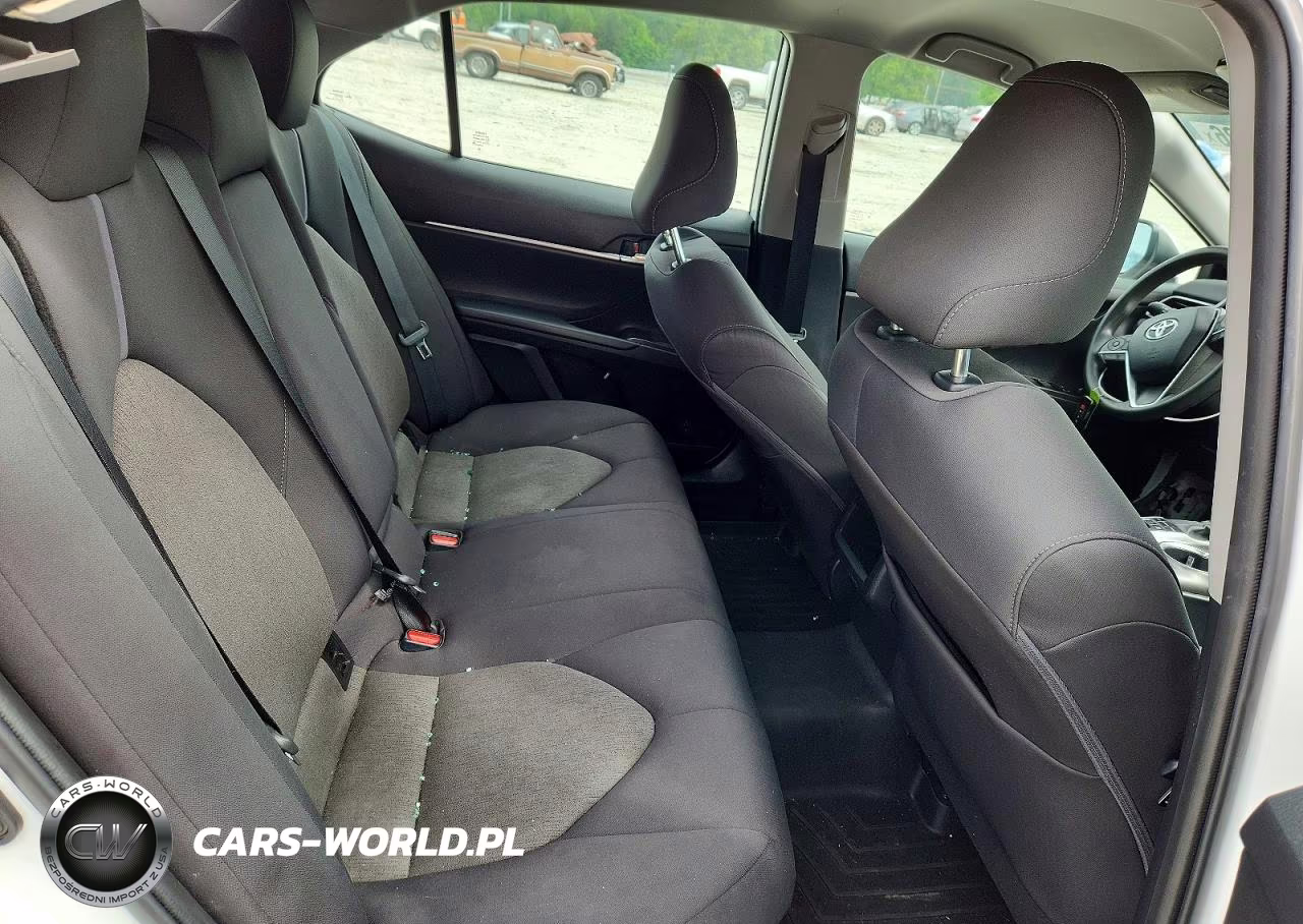 2022 Toyota Camry Le VIN:4T1C31AK1NU599769 - 10