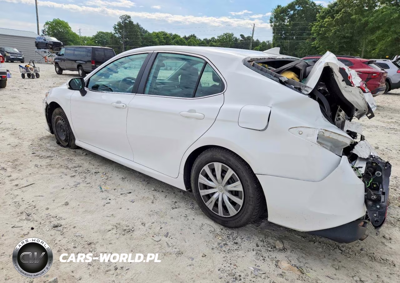 2022 Toyota Camry Le VIN:4T1C31AK1NU599769 - 2