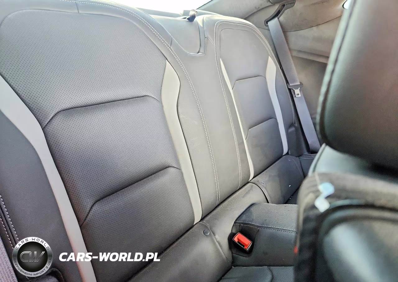 2019 Chevrolet Camaro Lt VIN:1G1FD1RS2K0157209 - 10