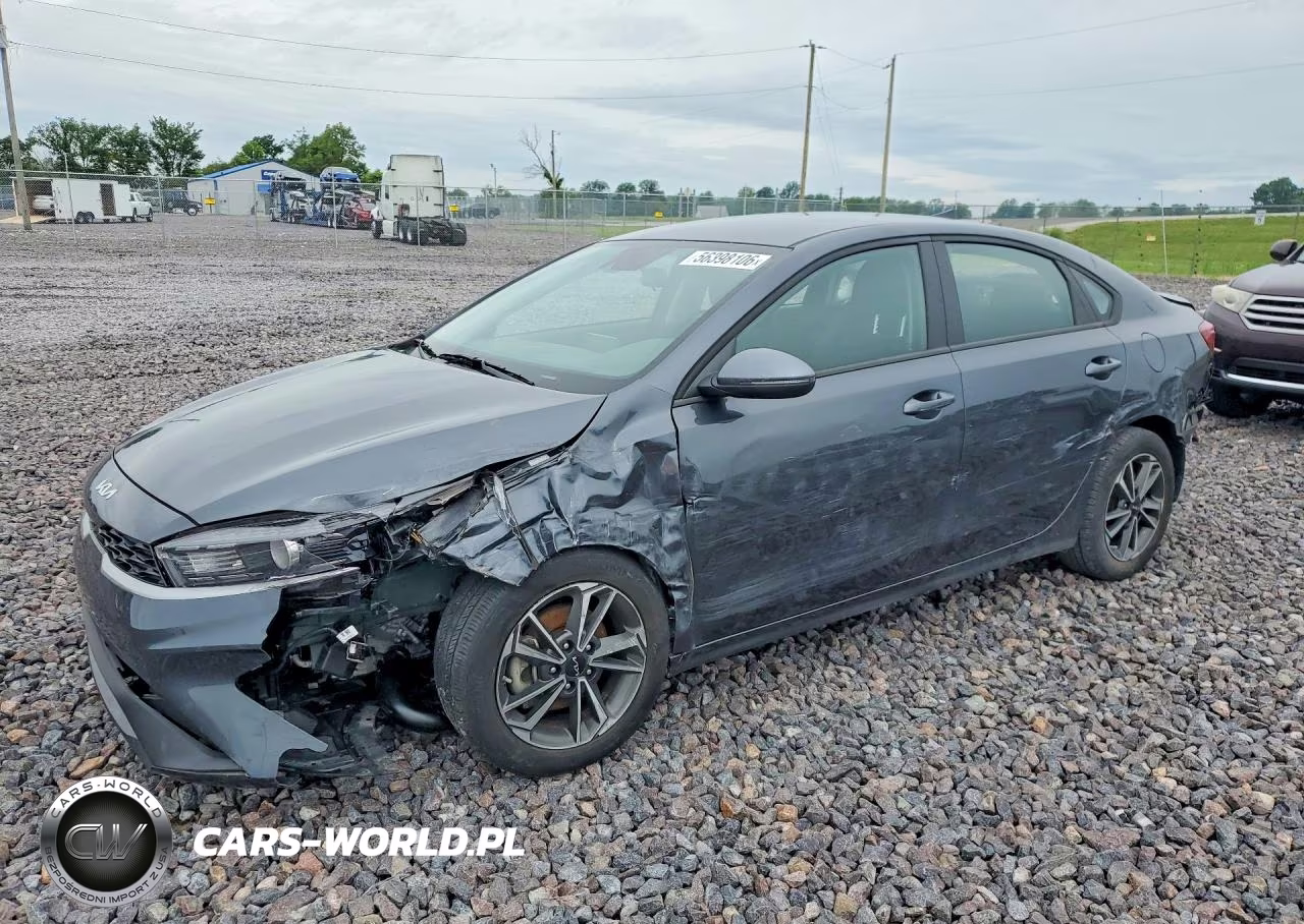 2023 Kia Forte Lxs – zdjęcie 1 z 13