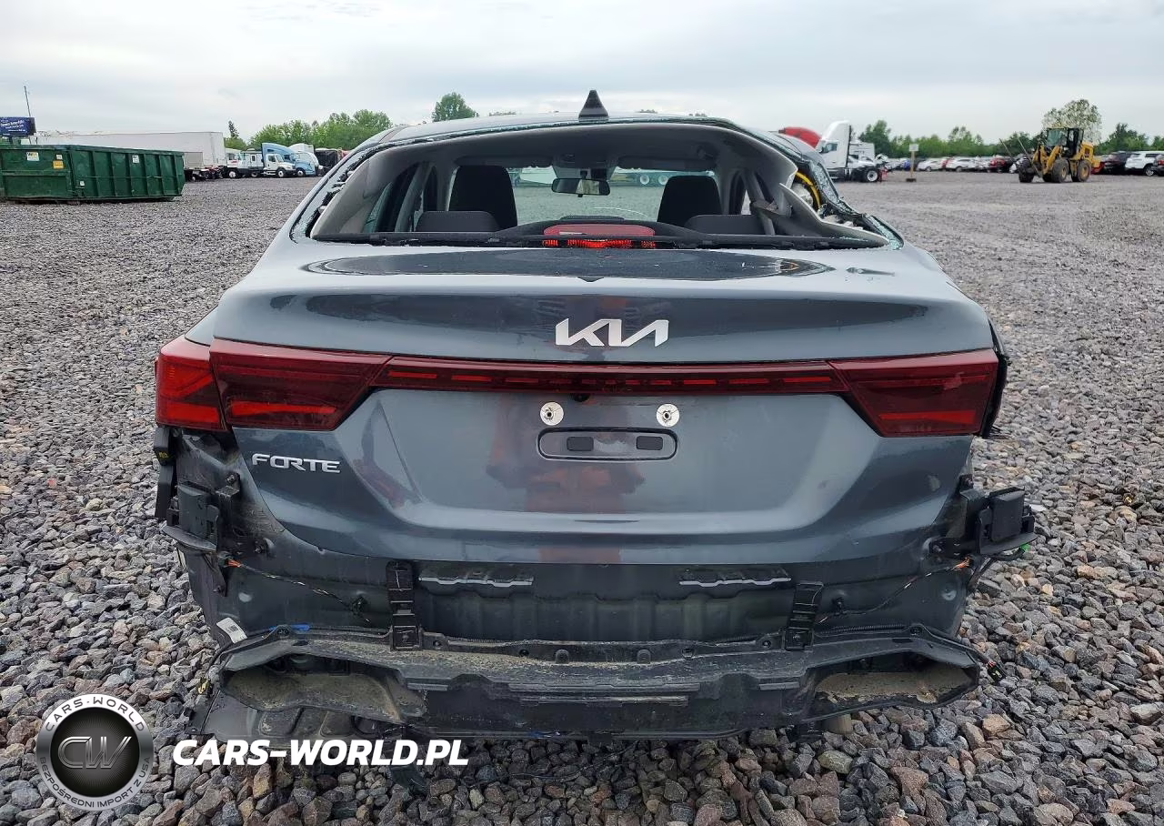 2023 Kia Forte Lxs VIN:3KPF24AD1PE648980 - 6