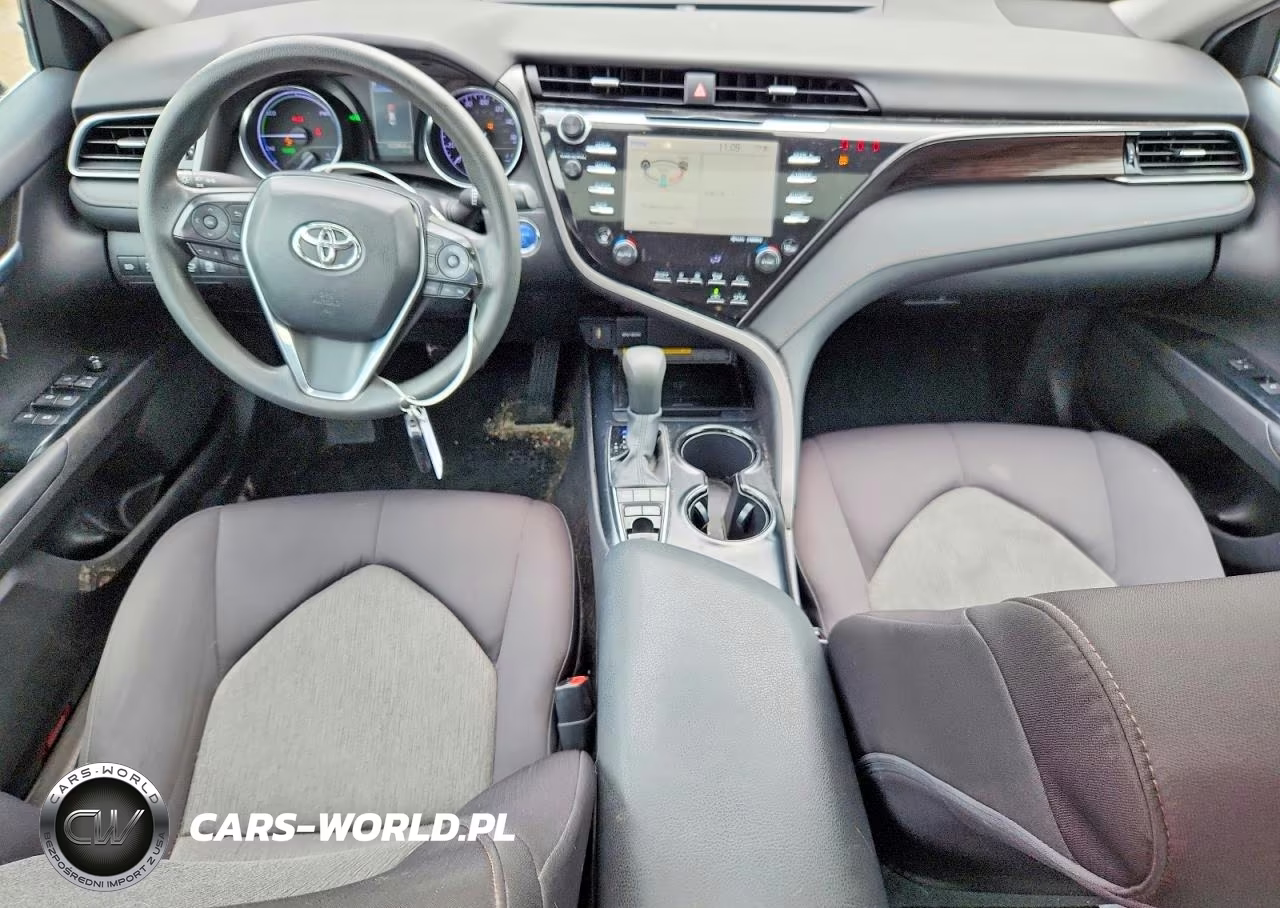 2020 Toyota Camry Le VIN:4T1E31AK7LU535712 - 8
