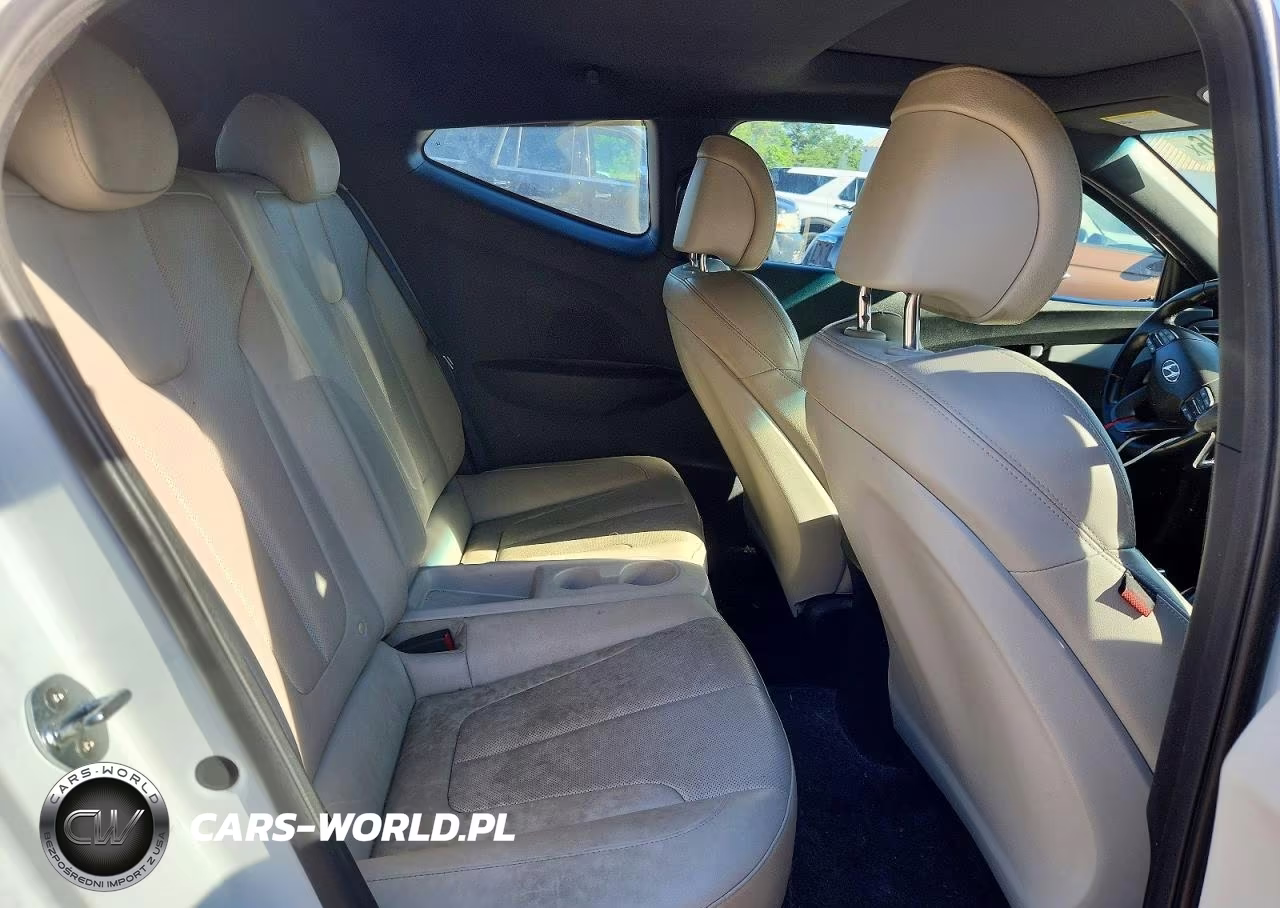2019 Hyundai Veloster Turbo Ultimate VIN:KMHTH6AB0KU004193 - 10