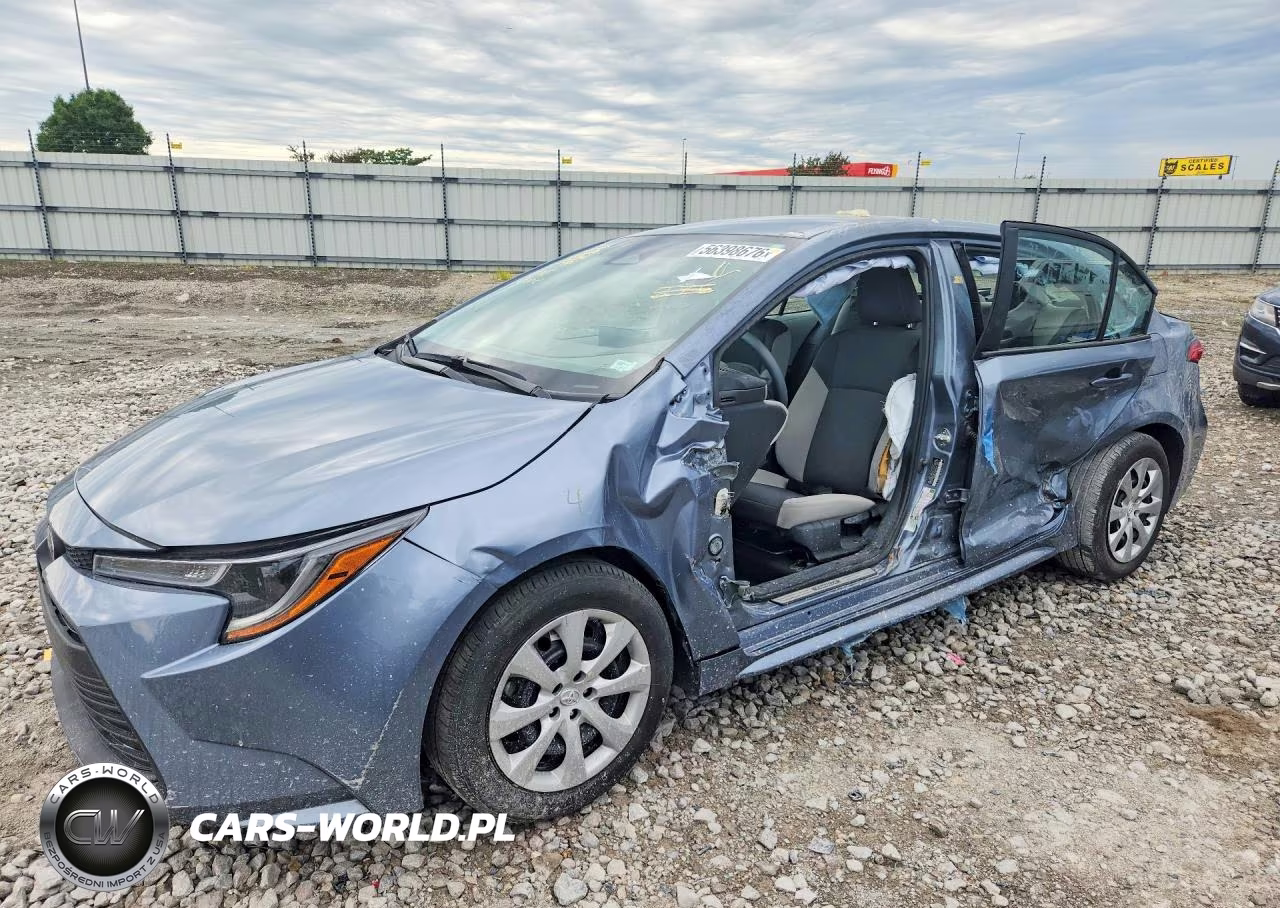2023 Toyota Corolla Le – zdjęcie 1 z 13