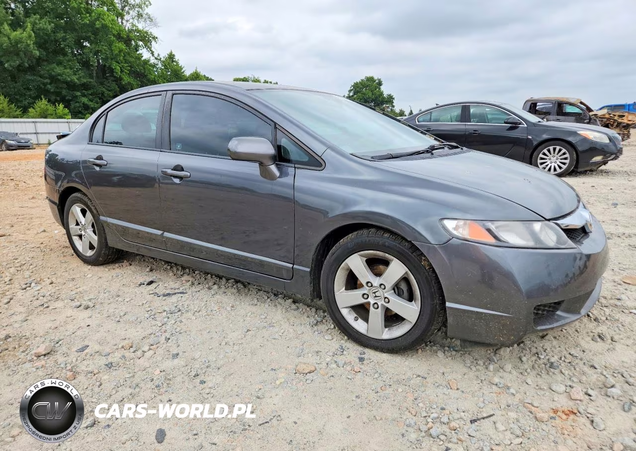 2011 Honda Civic Lx VIN:2HGFA1F5XBH511814 - 4