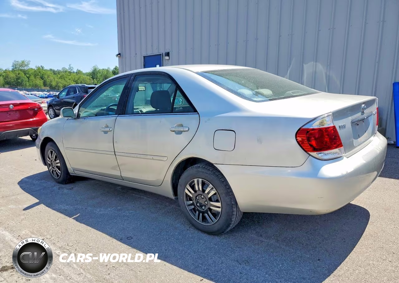 2005 Toyota Camry Le VIN:4T1BE30K45U049534 - 2