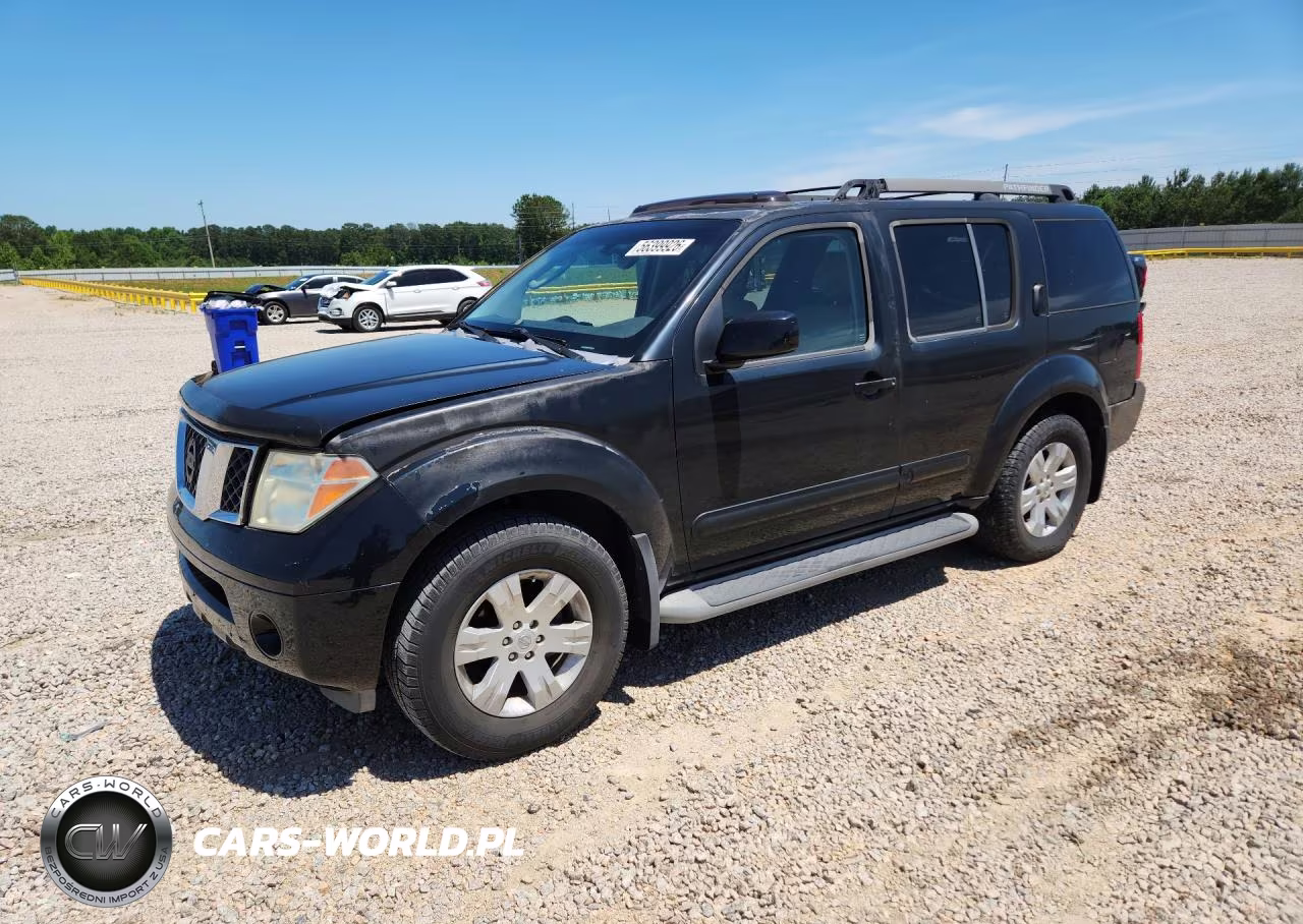 2005 Nissan Pathfinder Xe