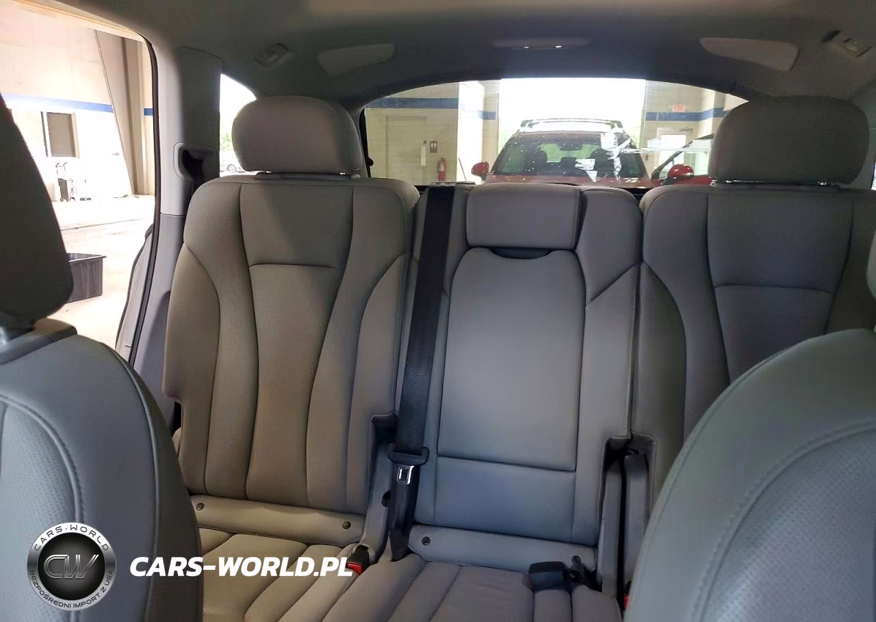 2021 Audi Q7 Premium Plus VIN:WA1LXAF74MD027939 - 10