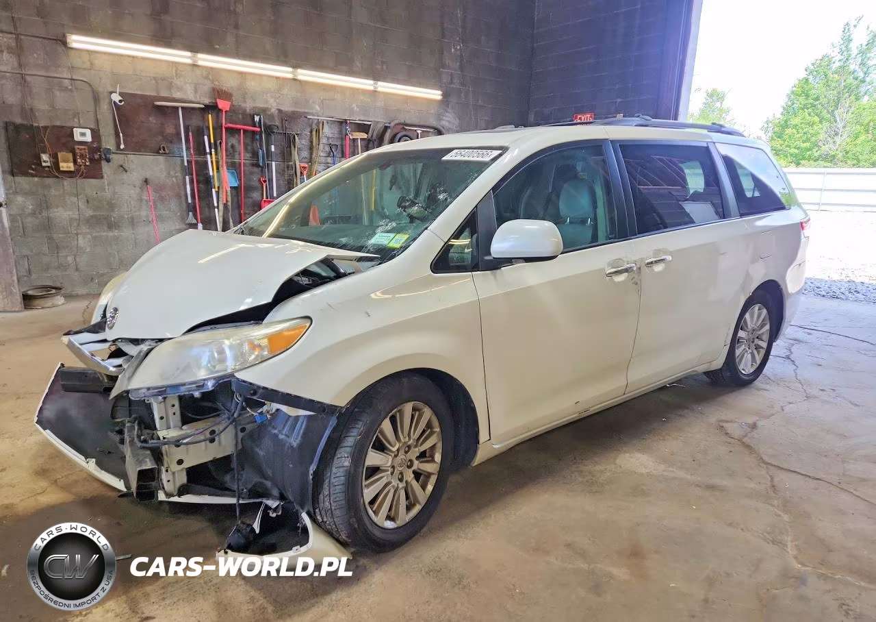 2011 Toyota Sienna Limited Awd – zdjęcie 1 z 13