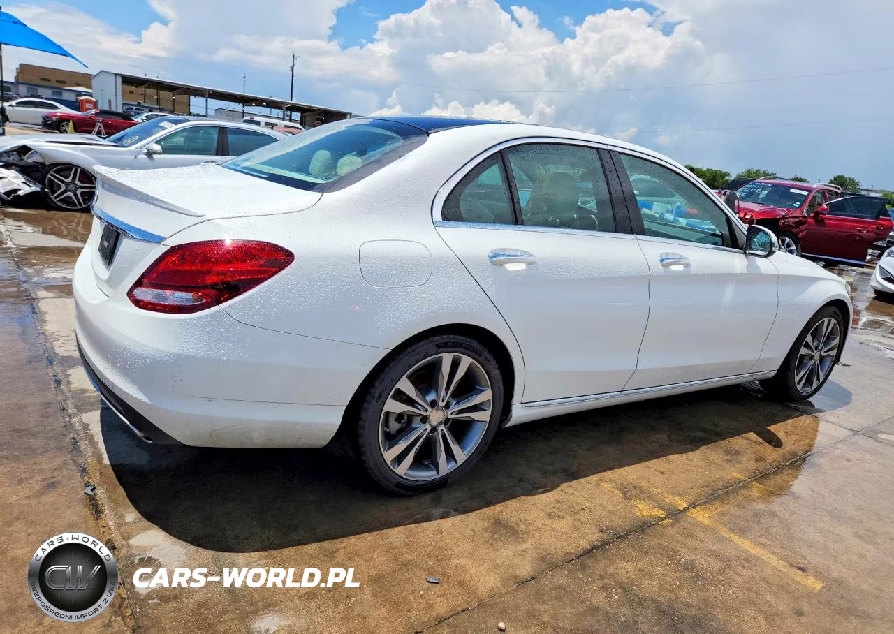 2017 Mercedes-Benz C 300 VIN:55SWF4JB6HU190334 - 3