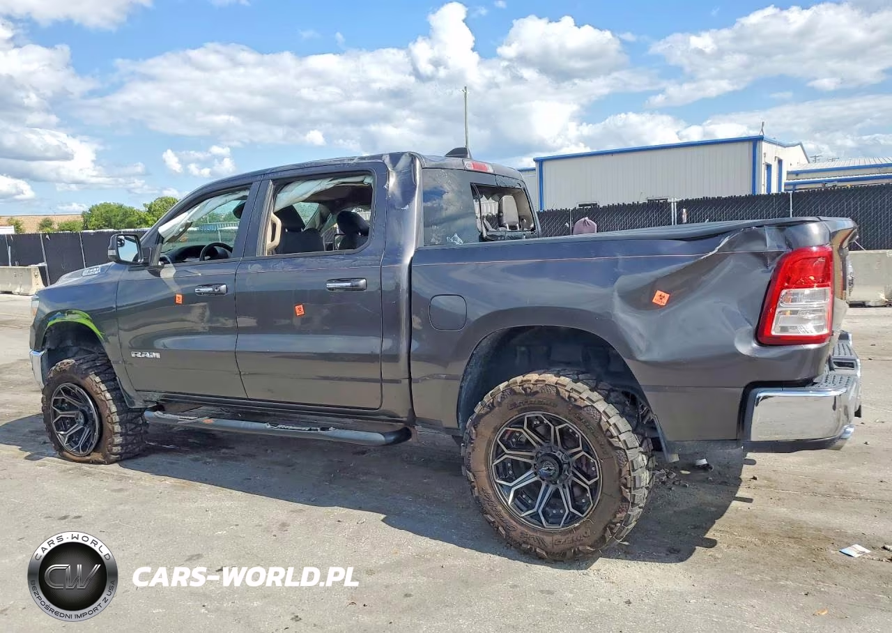 2020 Ram 1500 Big Horn VIN:1C6SRFFT3LN125964 - 2