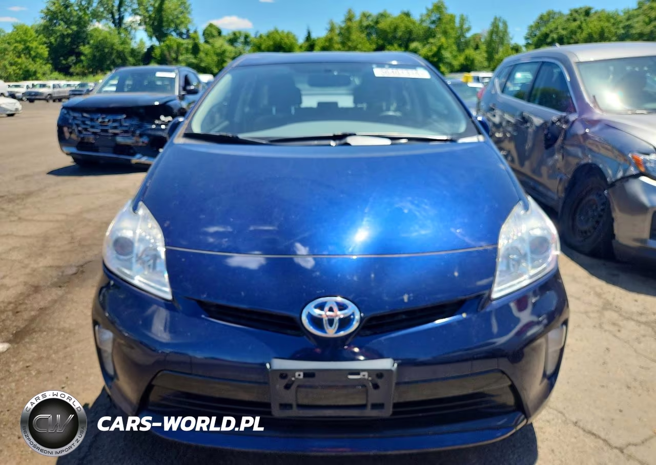 2012 Toyota Prius Three VIN:JTDKN3DU9C1523637 - 5