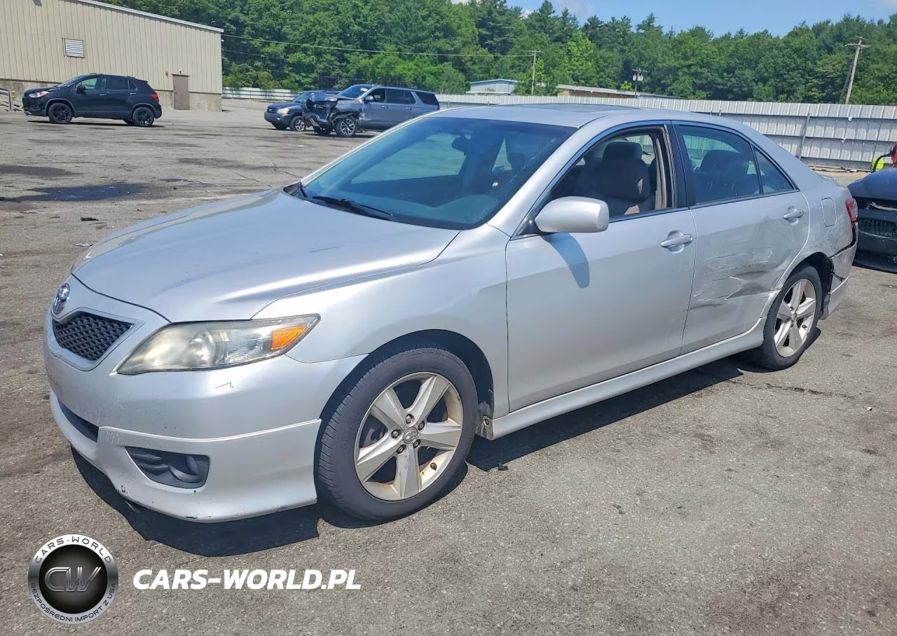 2010 Toyota Camry Se – zdjęcie 1 z 12