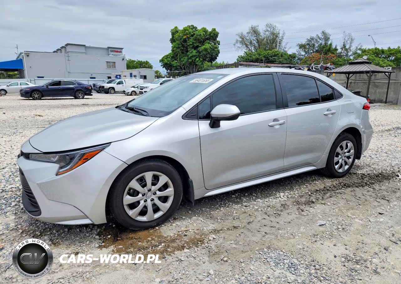 2025 Toyota Corolla Le – zdjęcie 1 z 12