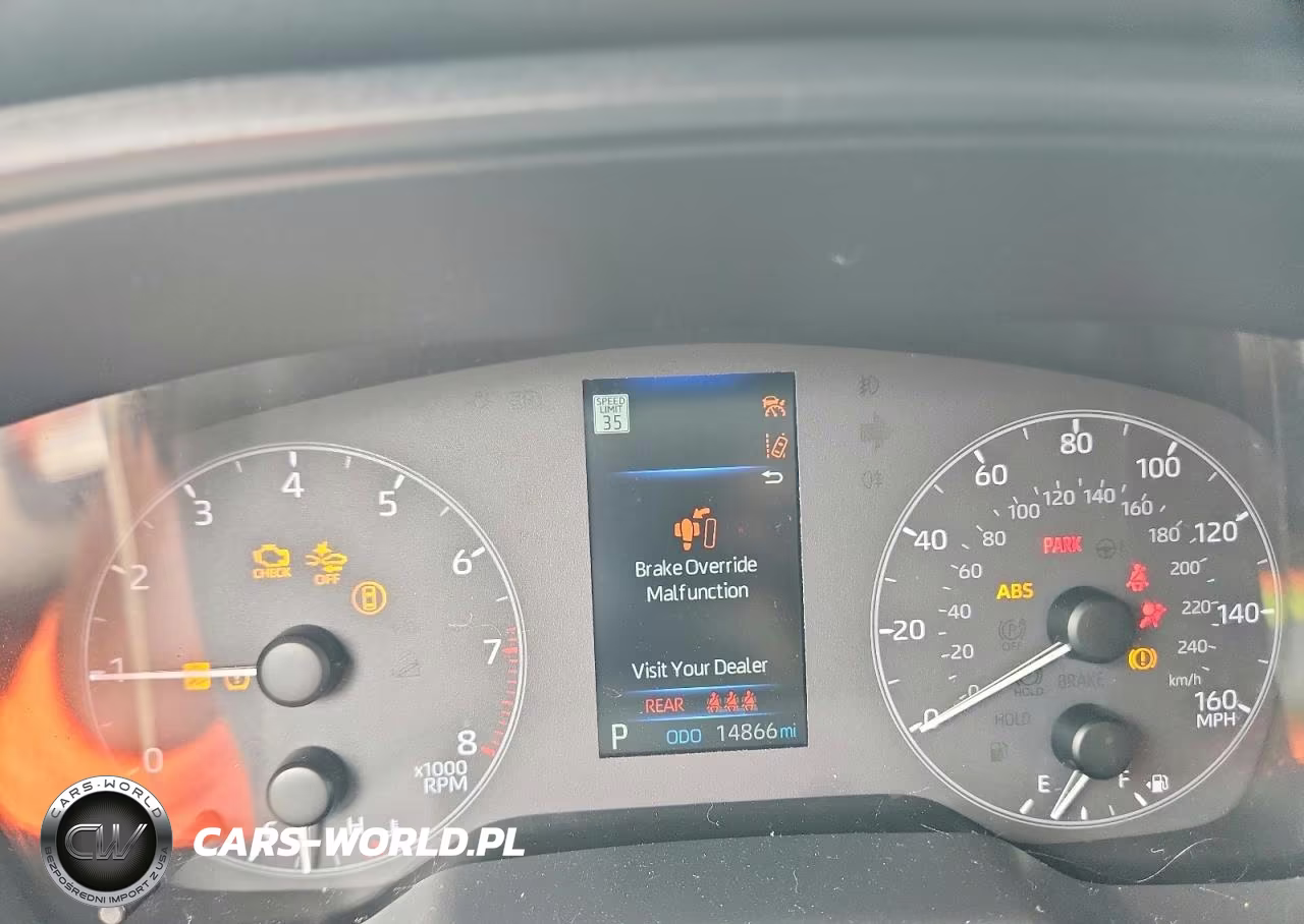 2025 Toyota Corolla Le VIN:5YFB4MDE0SP290243 - 9