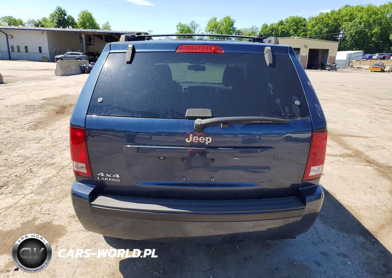 2010 Jeep Grand Cherokee Laredo VIN:1J4PR4GKXAC150081 - 6