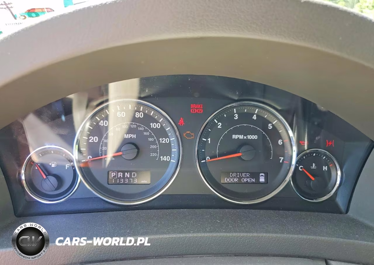 2010 Jeep Grand Cherokee Laredo VIN:1J4PR4GKXAC150081 - 9