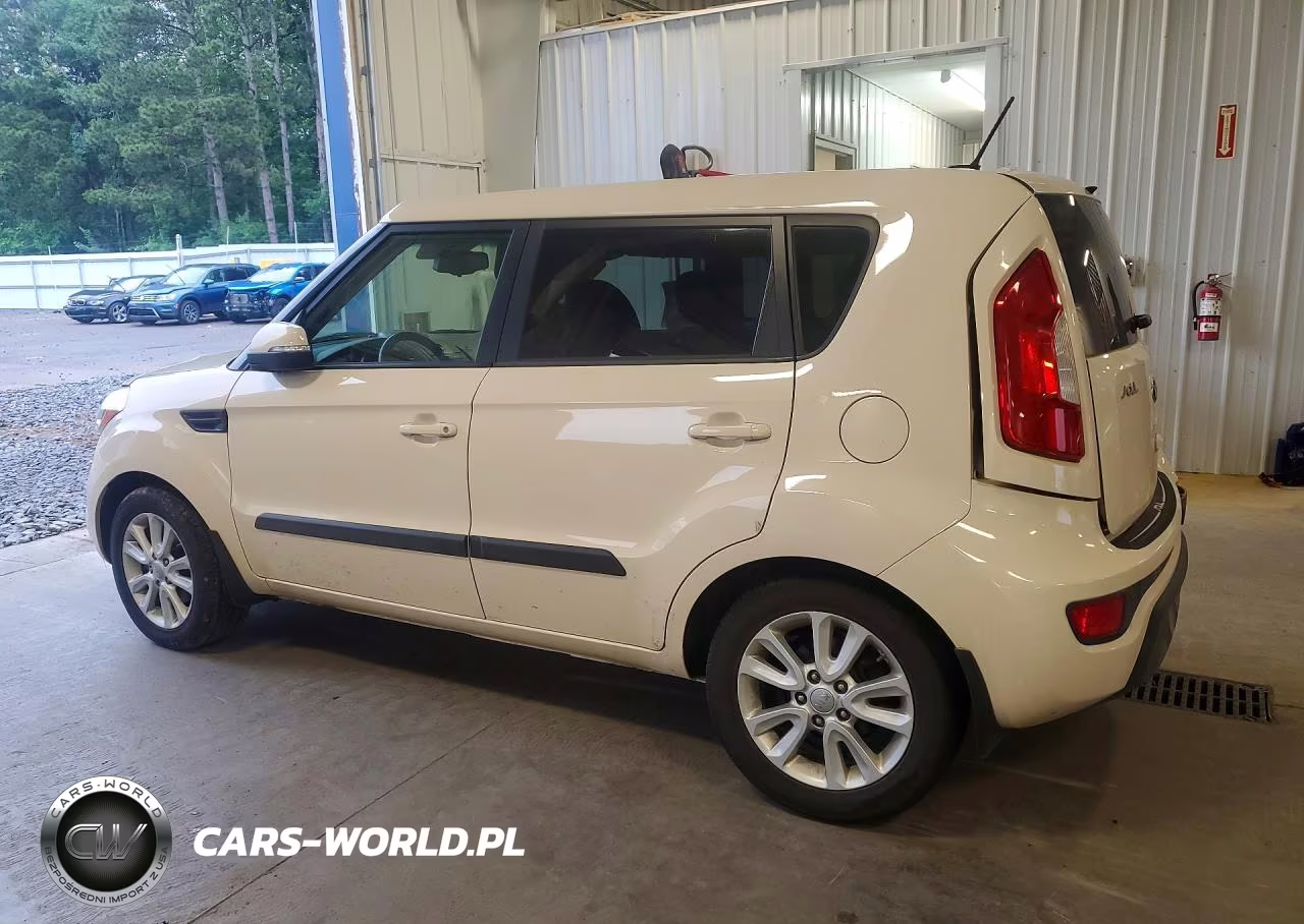 2013 Kia Soul + VIN:KNDJT2A68D7757770 - 2