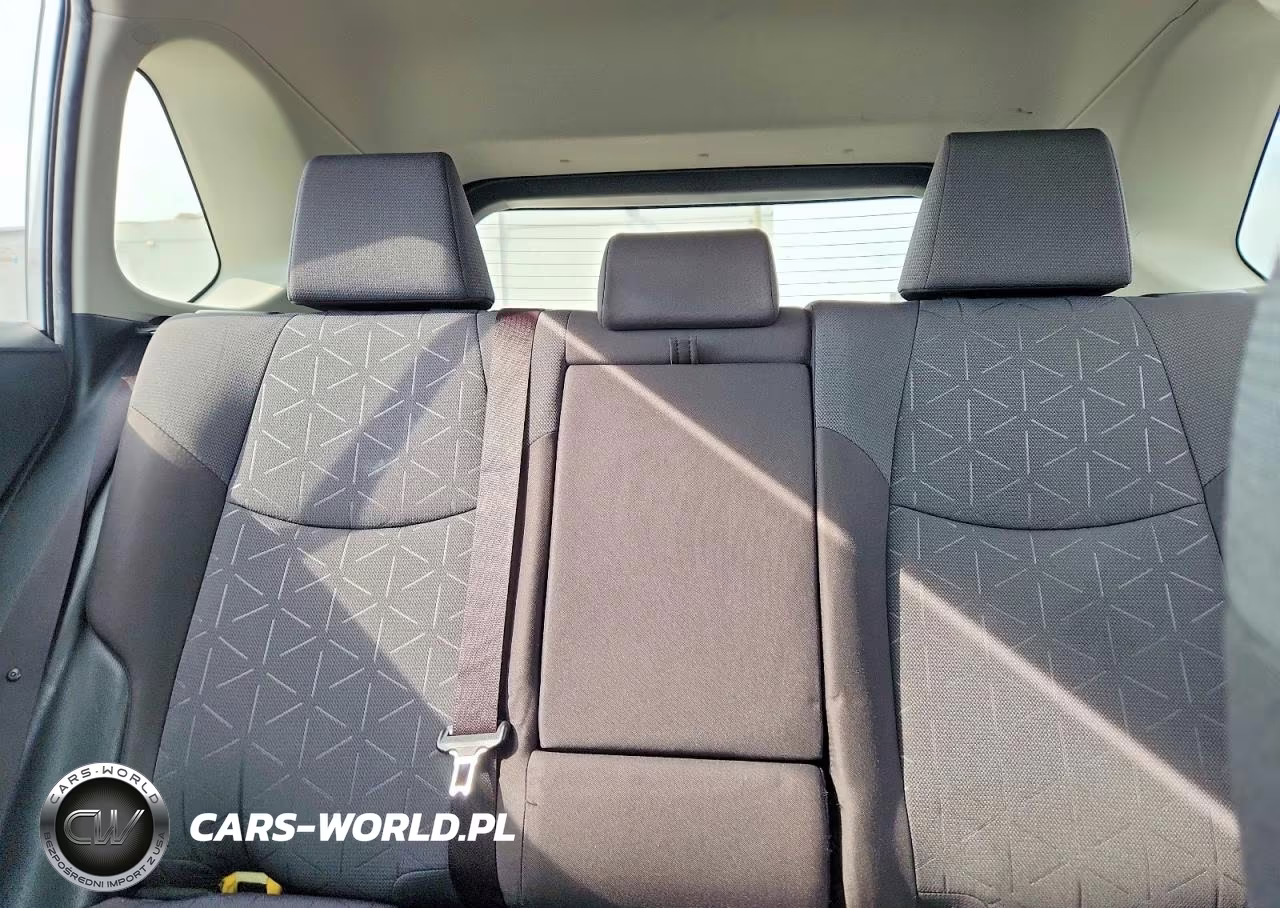2020 Toyota Rav4 Hybrid Xle VIN:JTMRWRFV0LD550860 - 10