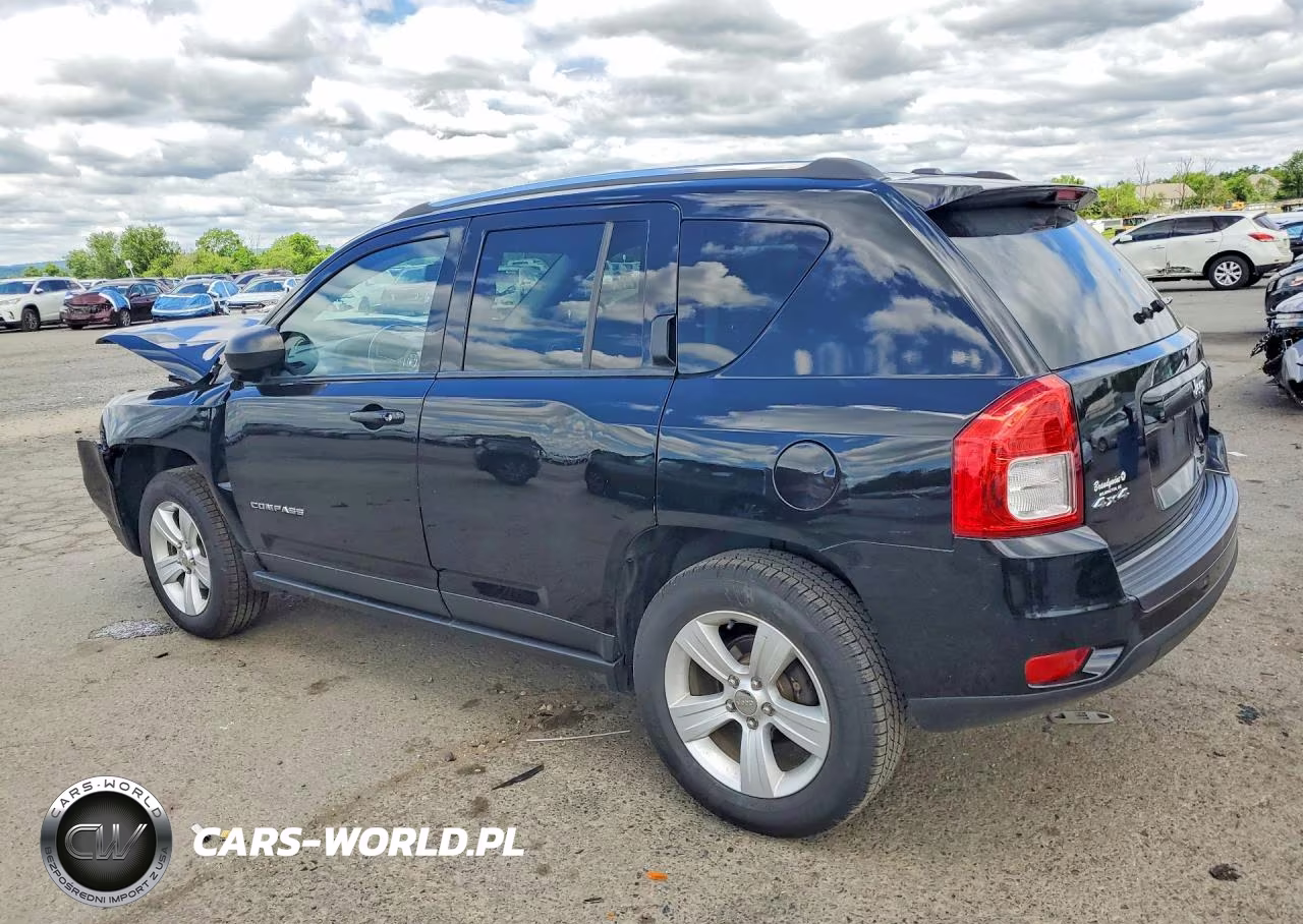 2013 Jeep Compass Latitude VIN:1C4NJDEB3DD236628 - 2