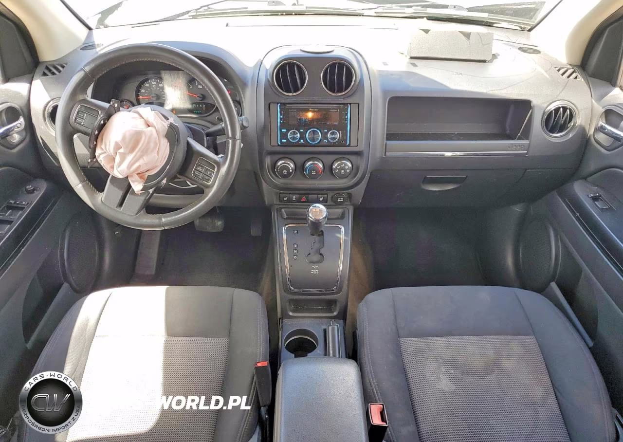 2013 Jeep Compass Latitude VIN:1C4NJDEB3DD236628 - 8
