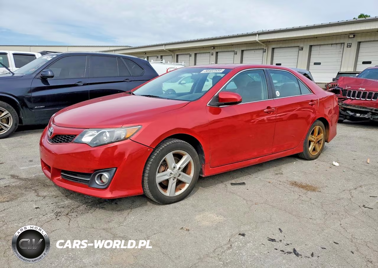 2014 Toyota Camry Se – zdjęcie 1 z 12