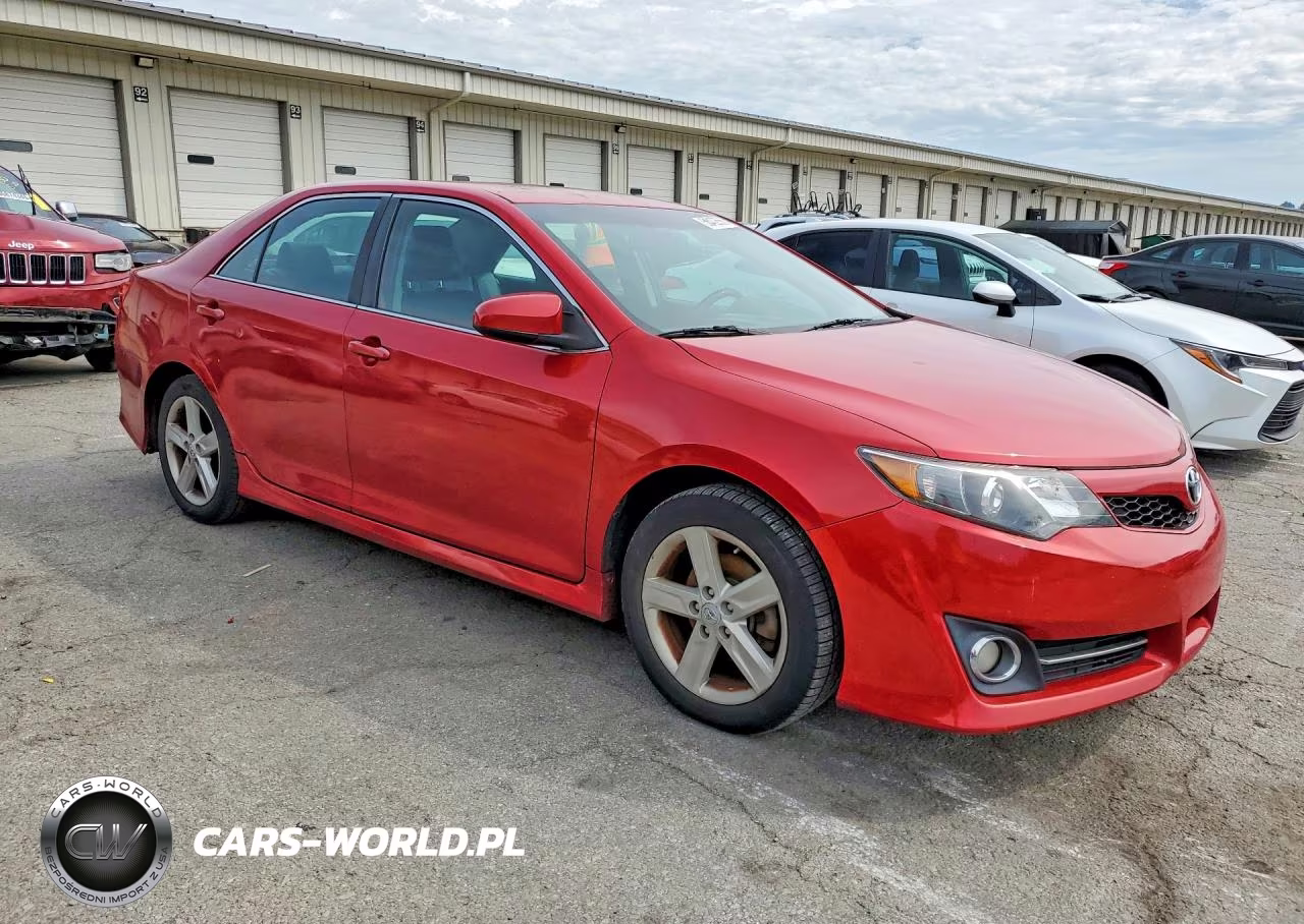 2014 Toyota Camry Se VIN:4T1BF1FK1EU778096 - 4