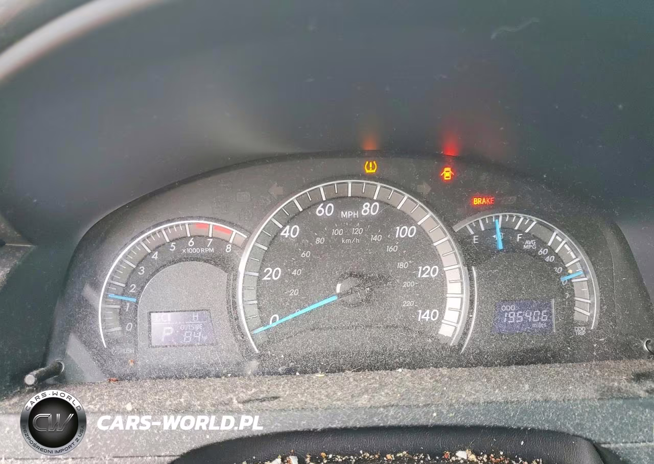 2014 Toyota Camry Se VIN:4T1BF1FK1EU778096 - 9