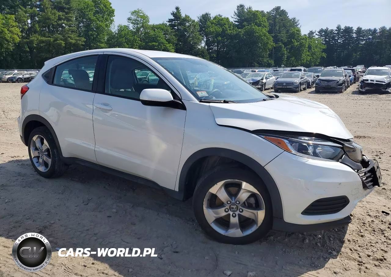 2022 Honda Hr-V Lx VIN:3CZRU6H36NM746917 - 4