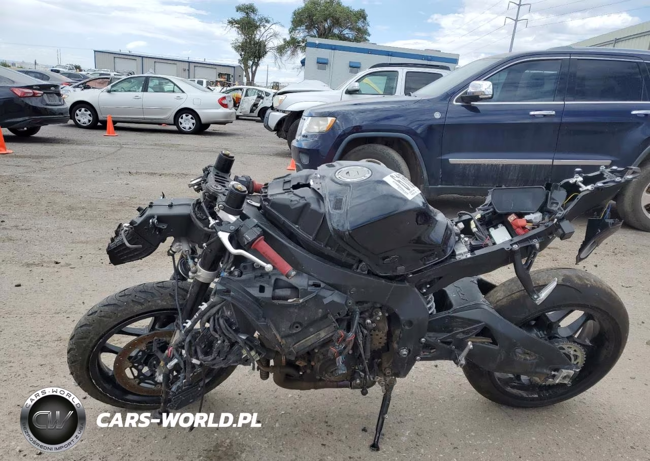 2021 Yamaha Yzfr1 VIN:JYARN66E6MA001244 - 3