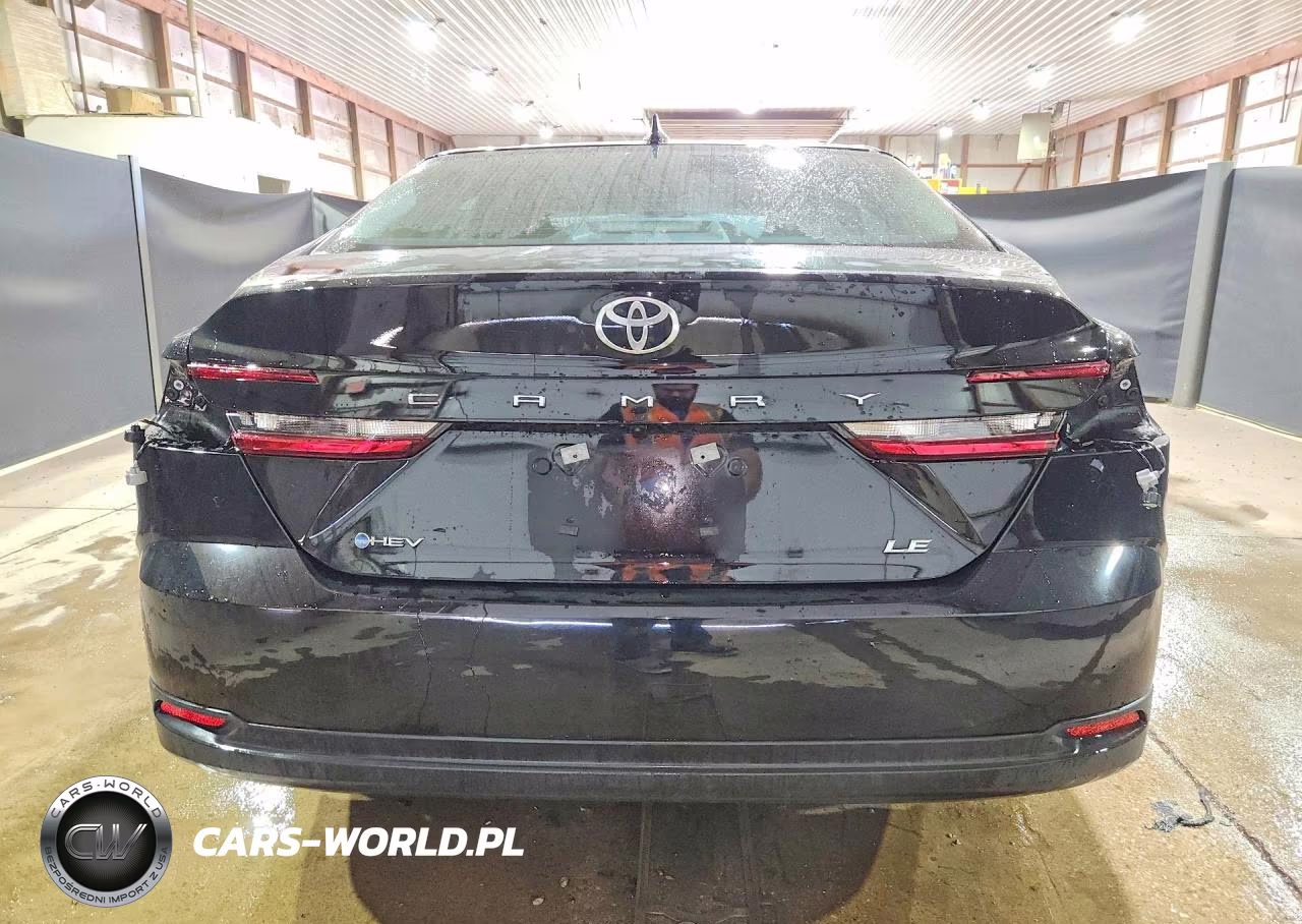 2026 Toyota Camry Le VIN:4T1DAACK1TU279890 - 6