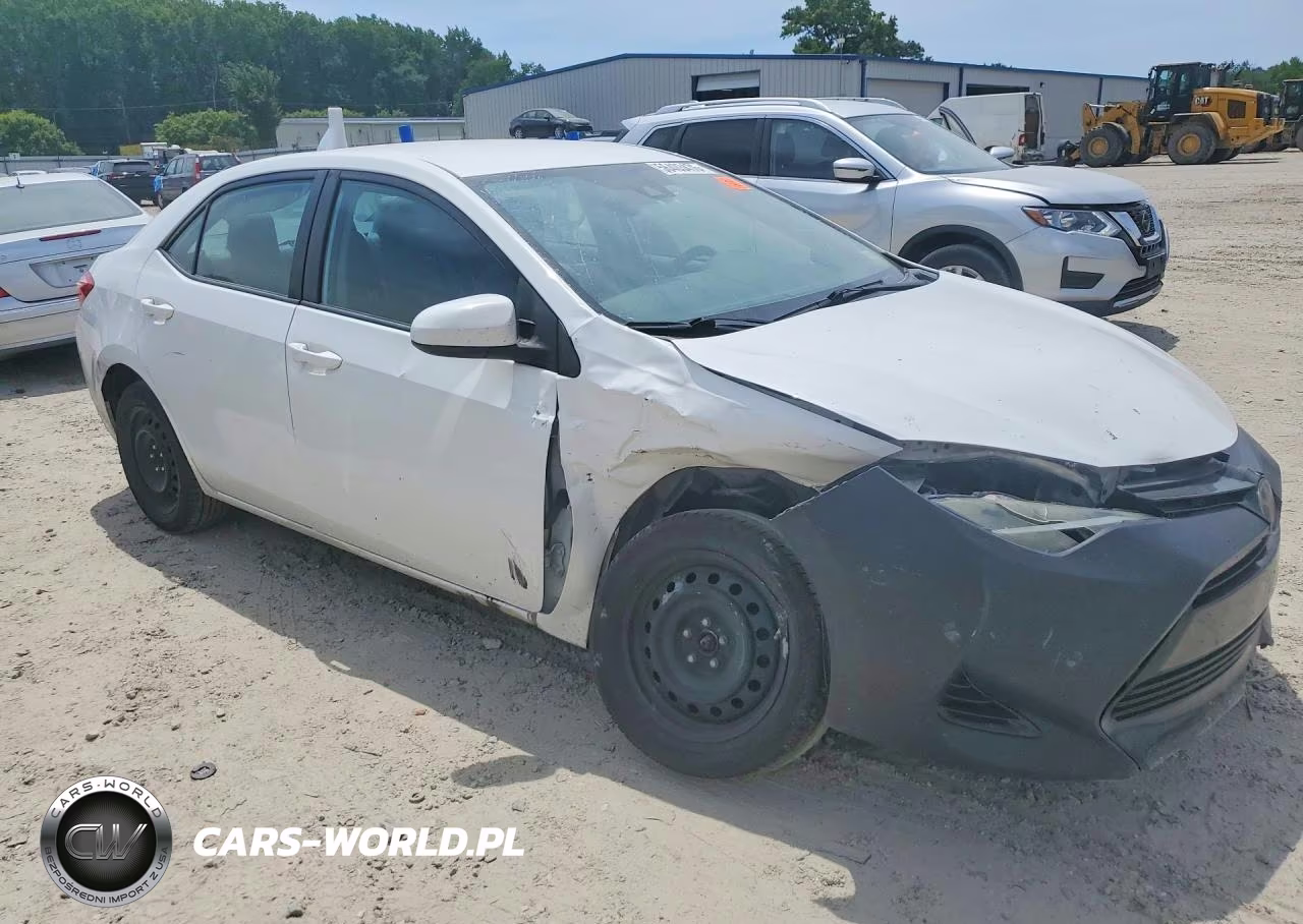 2017 Toyota Corolla Le VIN:2T1BURHE5HC787191 - 4
