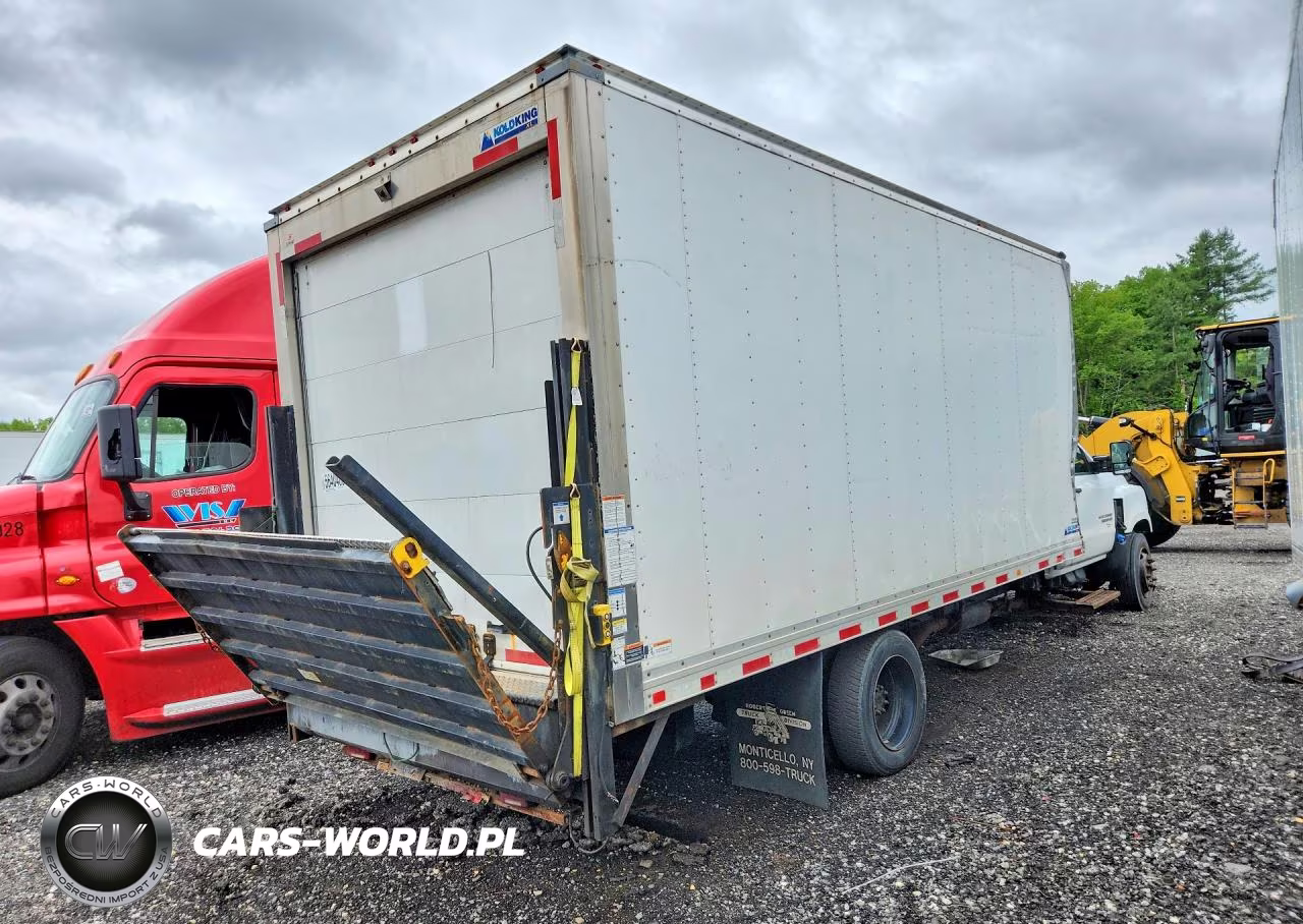2020 Chevrolet Silverado Refrigerated Box Truck VIN:1HTKHPVKXLH263545 - 3