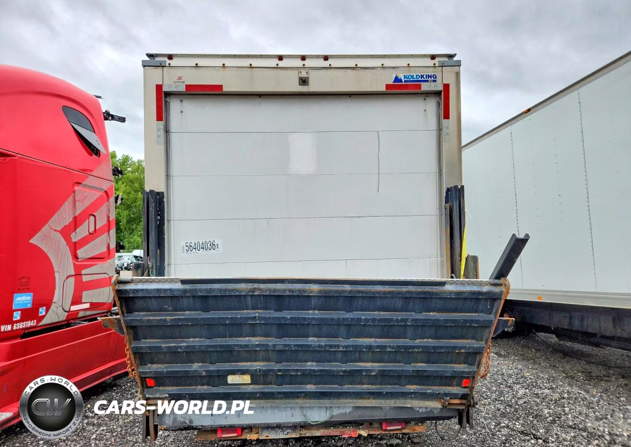 2020 Chevrolet Silverado Refrigerated Box Truck VIN:1HTKHPVKXLH263545 - 6
