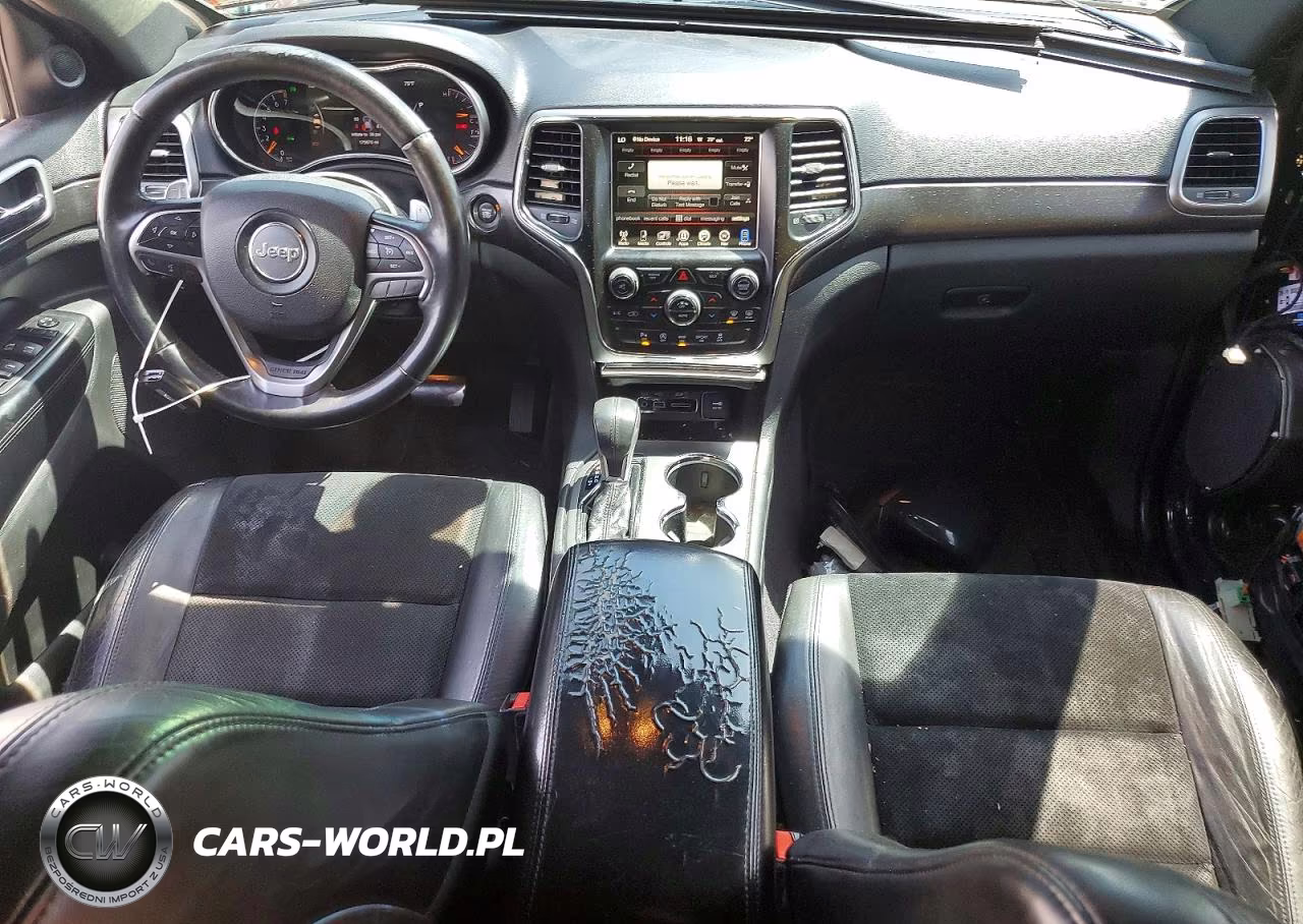 2017 Jeep Grand Cherokee Laredo VIN:1C4RJFAGXHC738529 - 8