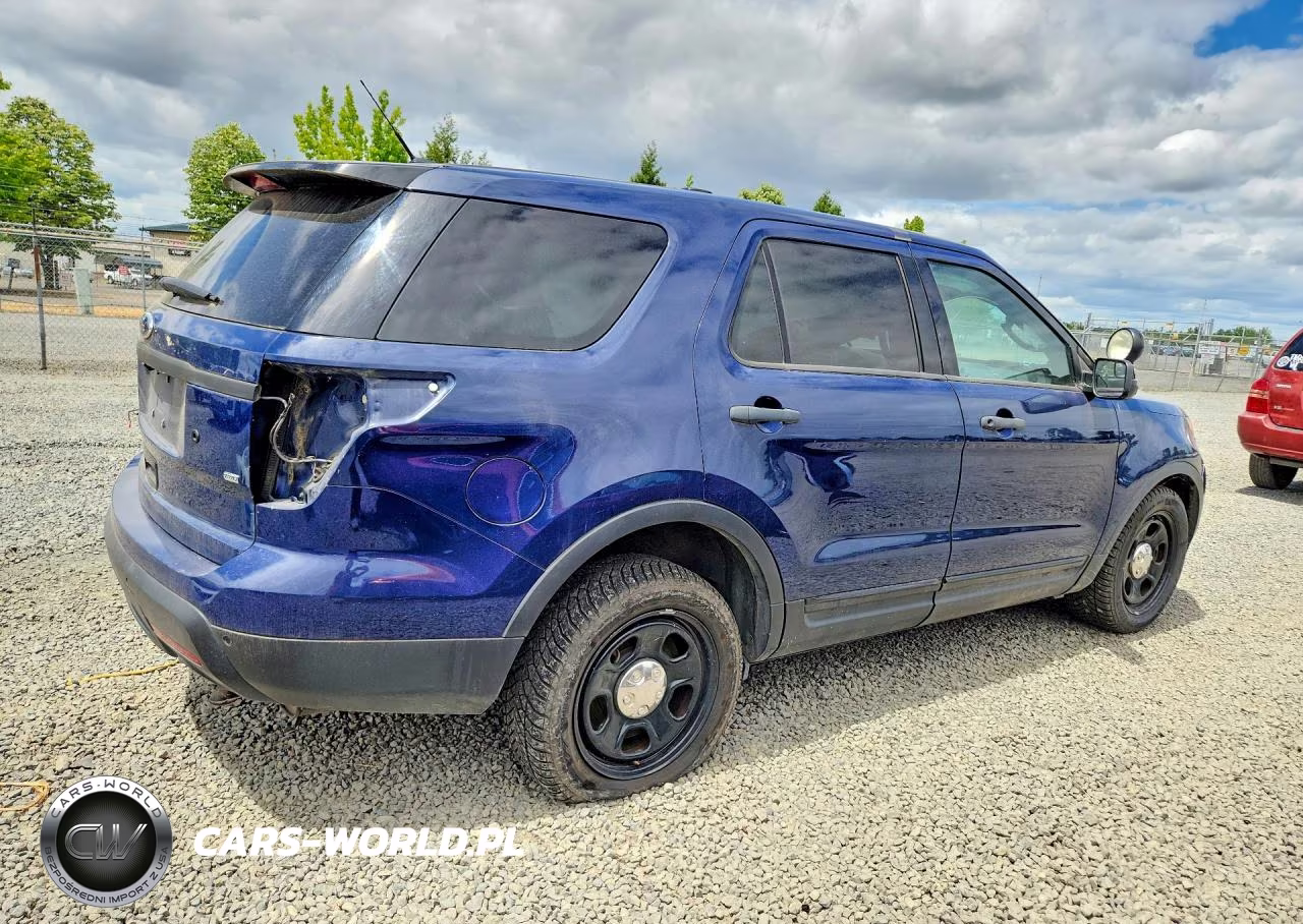 2014 Ford Explorer Police Interceptor VIN:1FM5K8AR8EGB20005 - 3