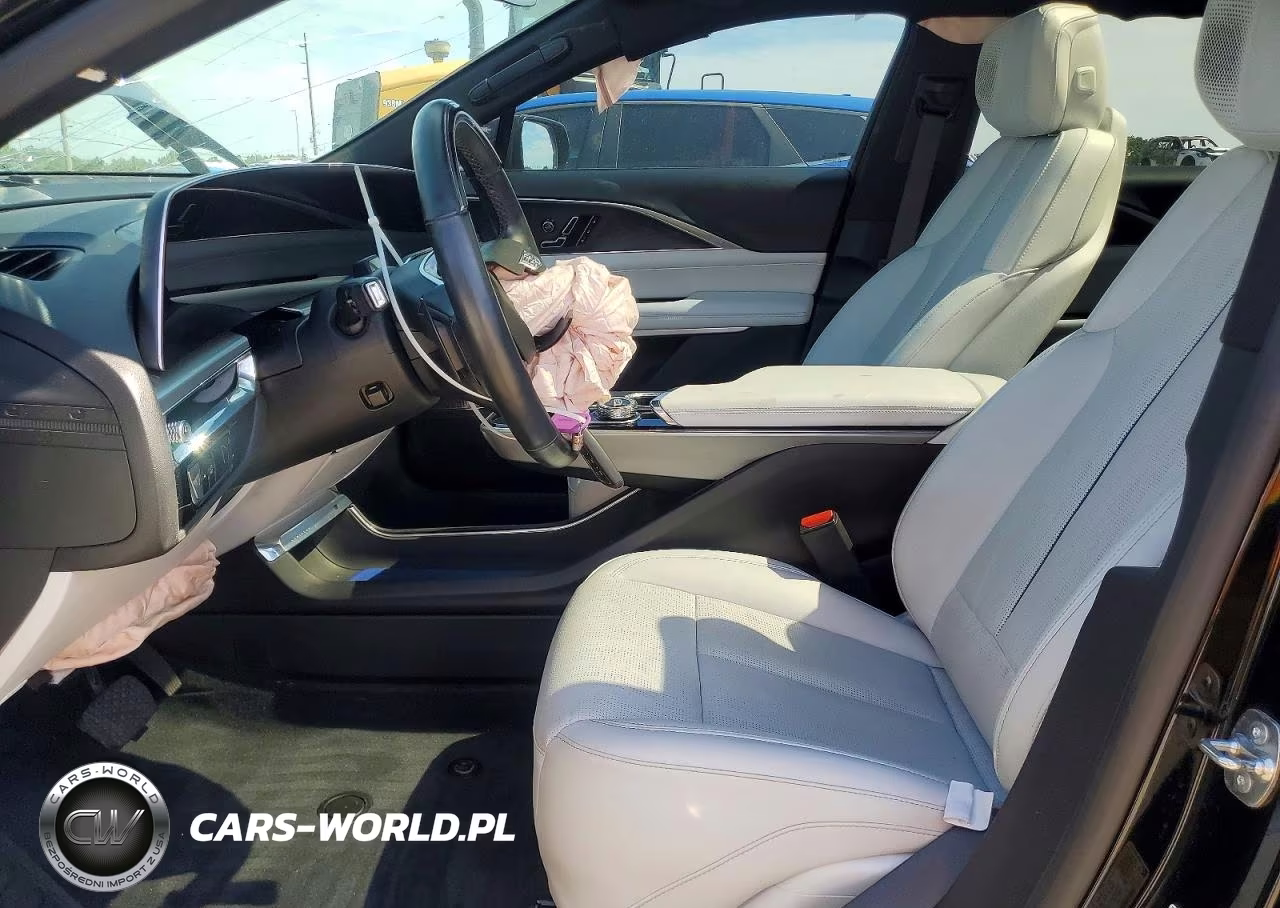 2024 Cadillac Lyriq Luxury VIN:1GYKPRRK9RZ112814 - 7