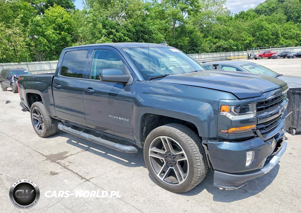 2018 Chevrolet Silverado K1500 Lt VIN:3GCUKREC2JG563468 - 4