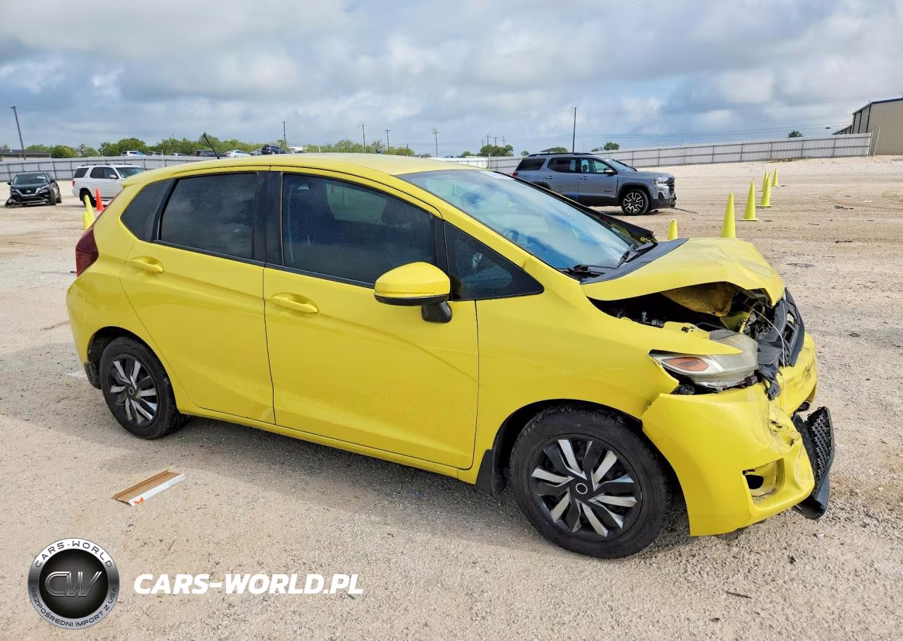 2016 Honda Fit Lx VIN:JHMGK5H56GX008674 - 4