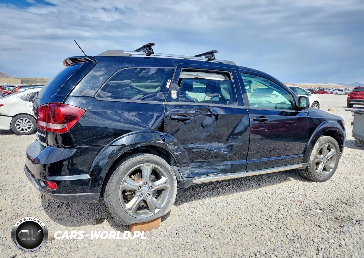 2017 Dodge Journey Crossroad VIN:3C4PDDGG7HT595473 - 3