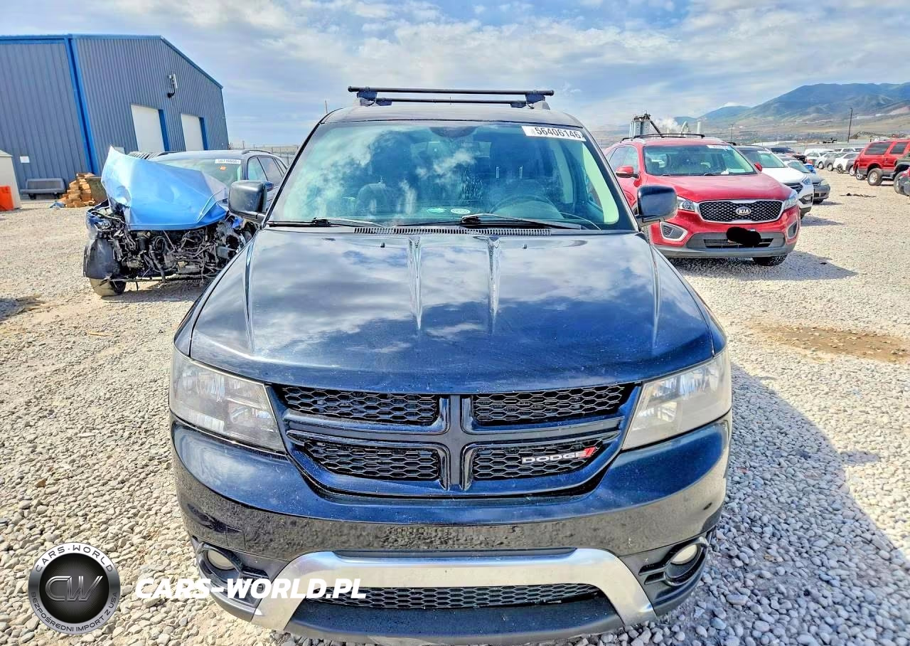2017 Dodge Journey Crossroad VIN:3C4PDDGG7HT595473 - 5